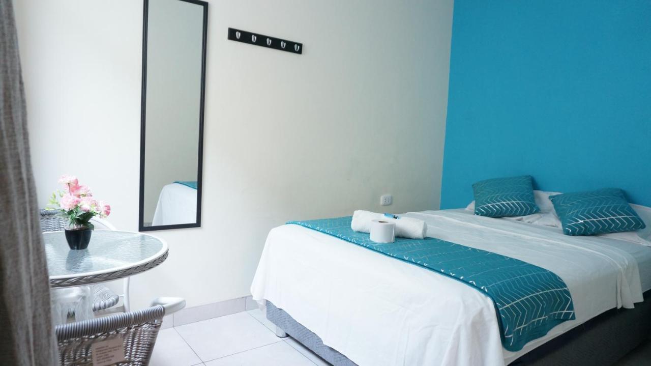 AYPA Hostal Trujillo Kültér fotó