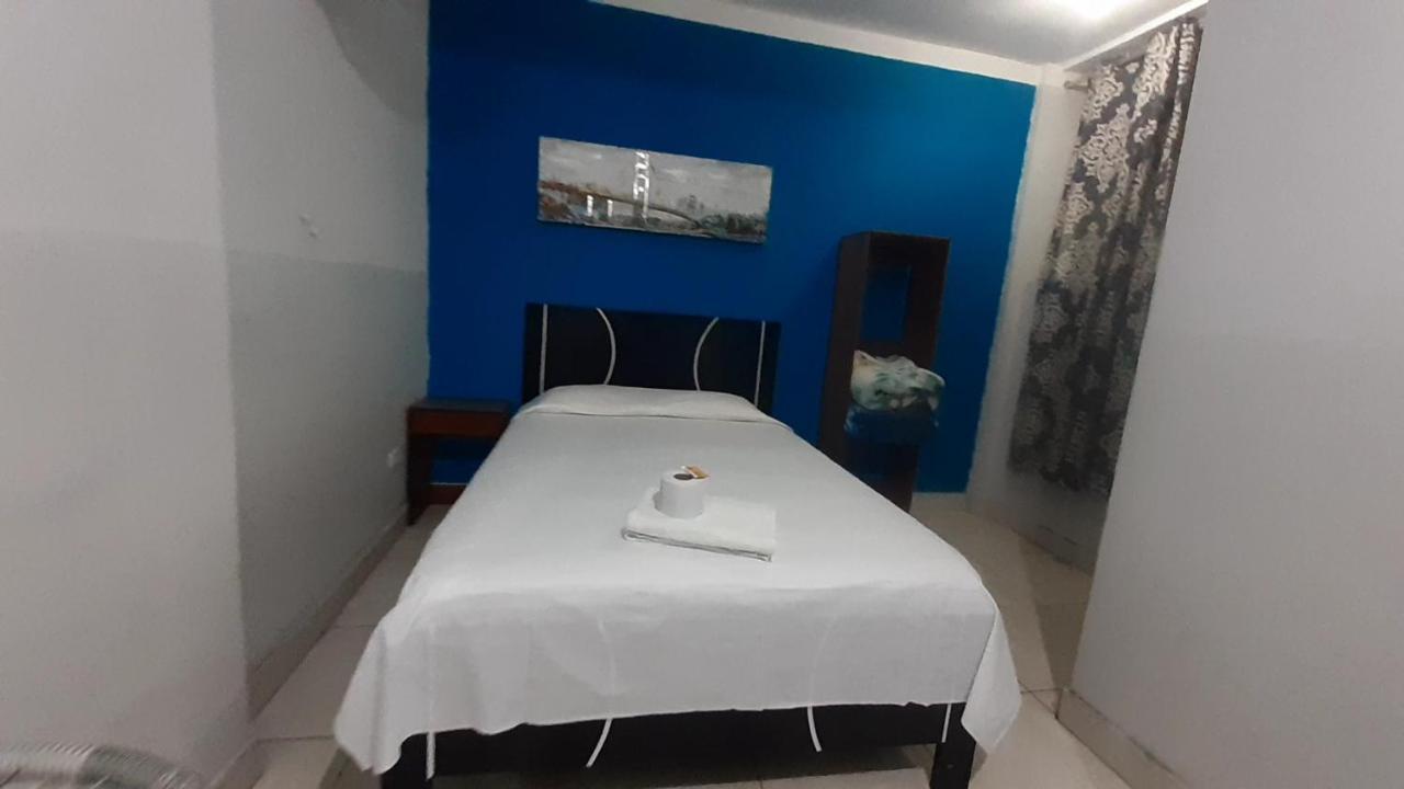 AYPA Hostal Trujillo Kültér fotó